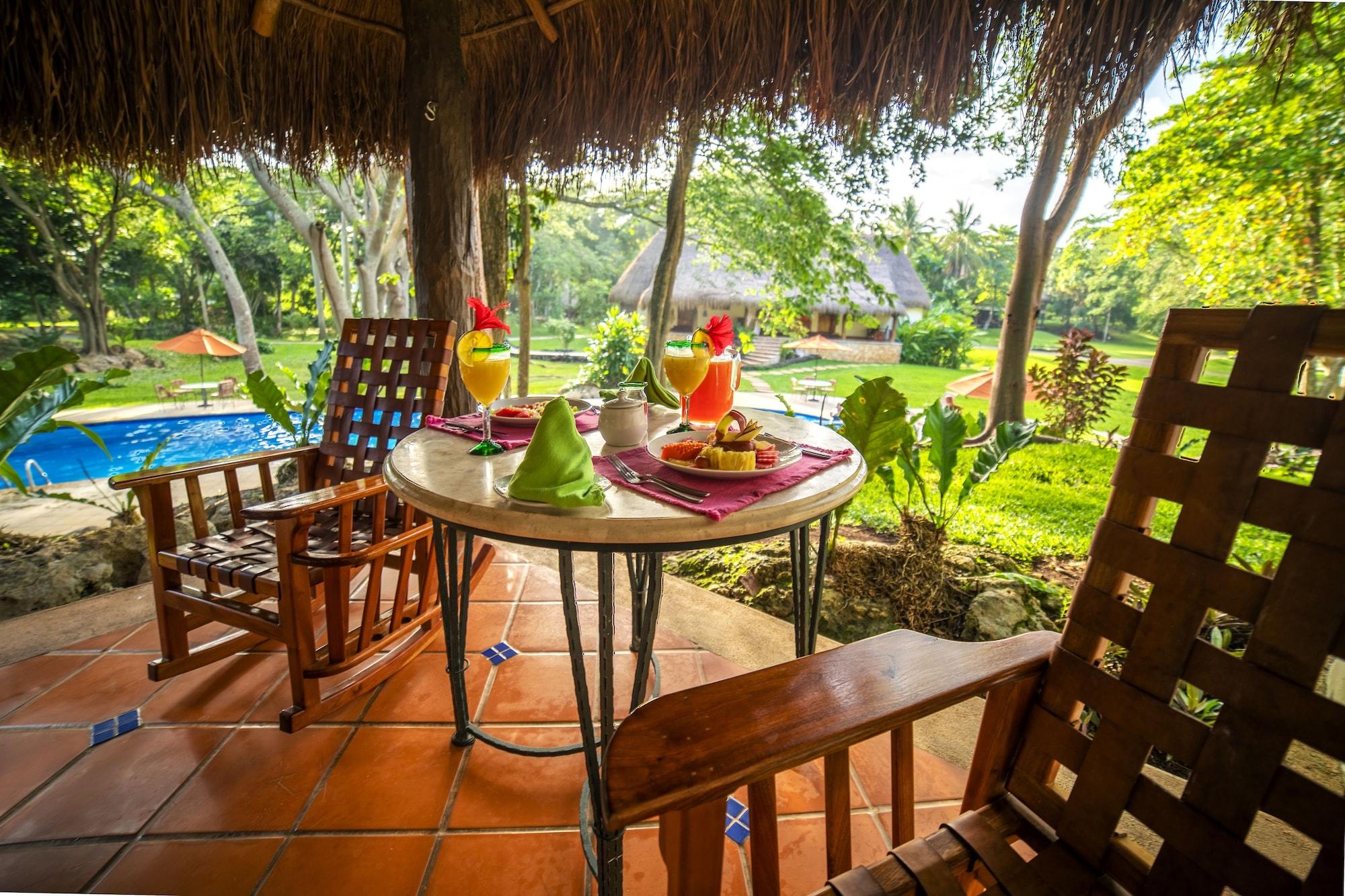 The Lodge At Chichen Itza Exterior photo