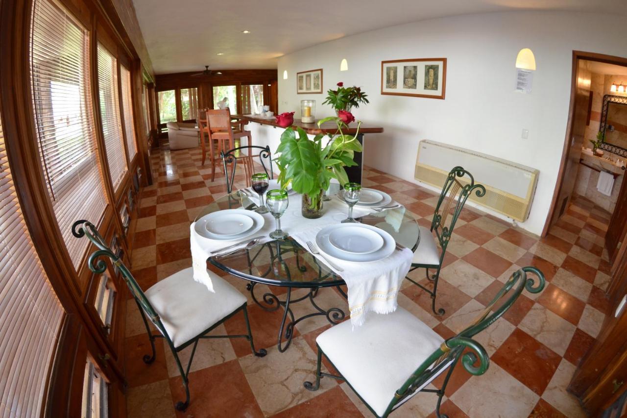 The Lodge At Chichen Itza Room photo